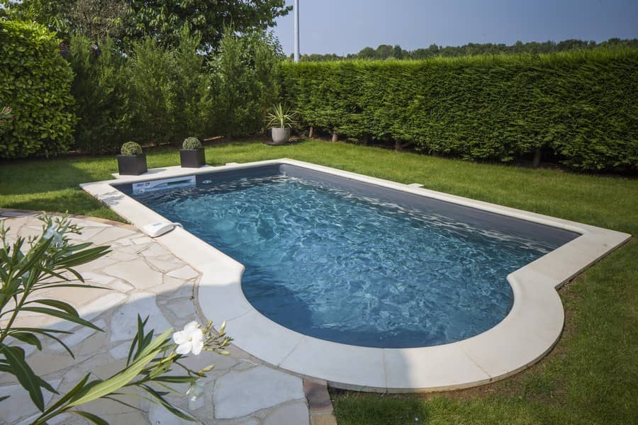 Aký je najvhodnejší vonkajší bazén pre malú záhradu